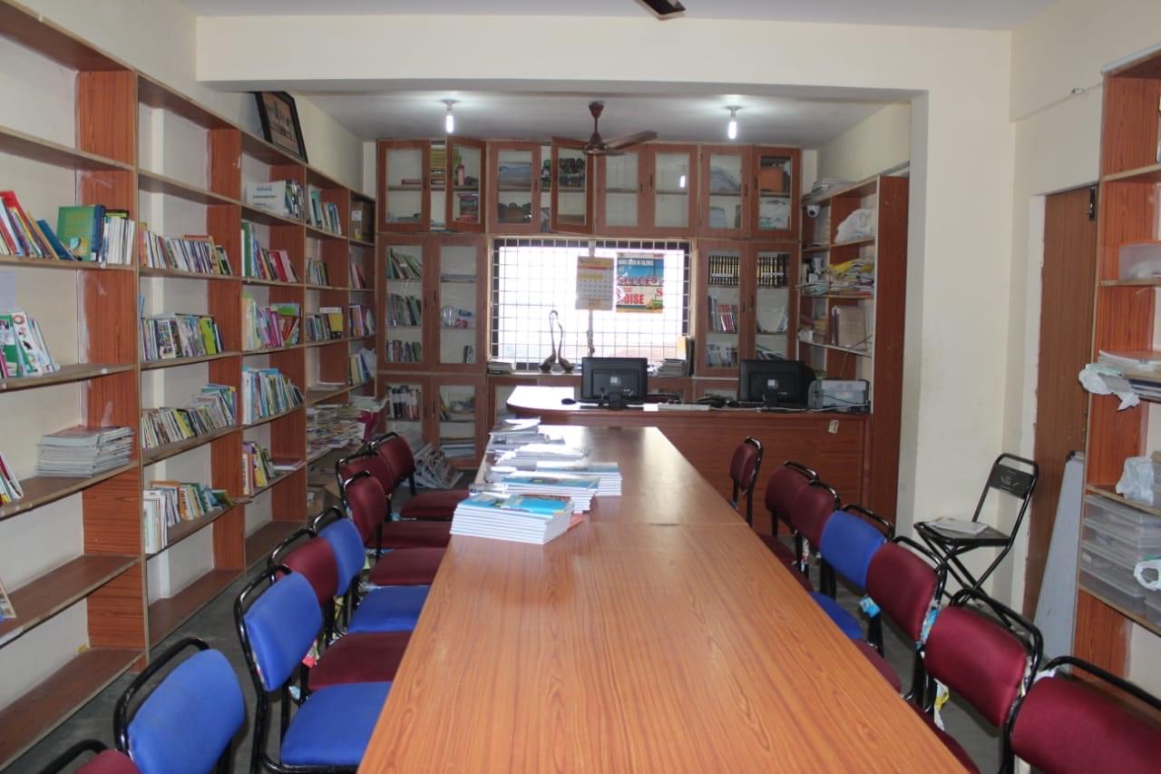 Charan's Degree College Bangalore Academic Building photo 3